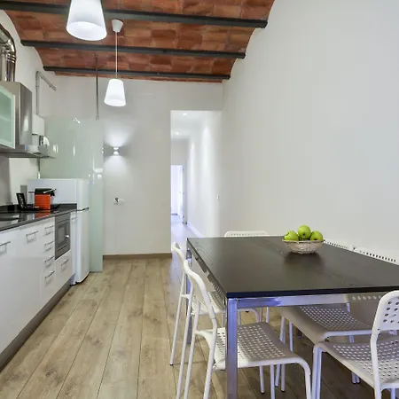 Apartament Fira By Gaiarooms Barcelona