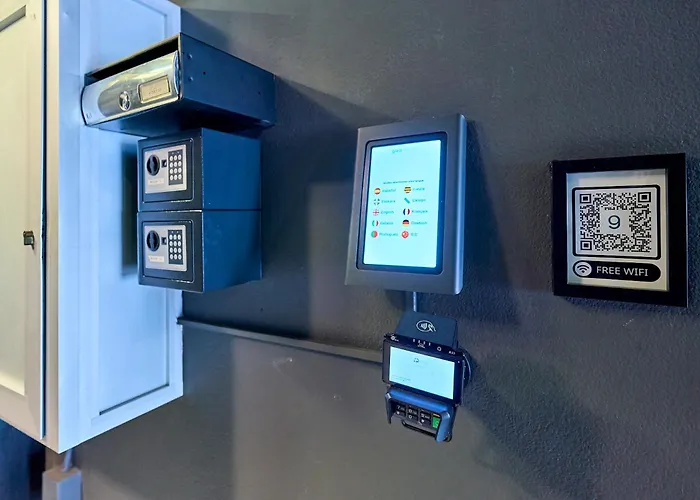 Fira By Gaiarooms Apartmán *